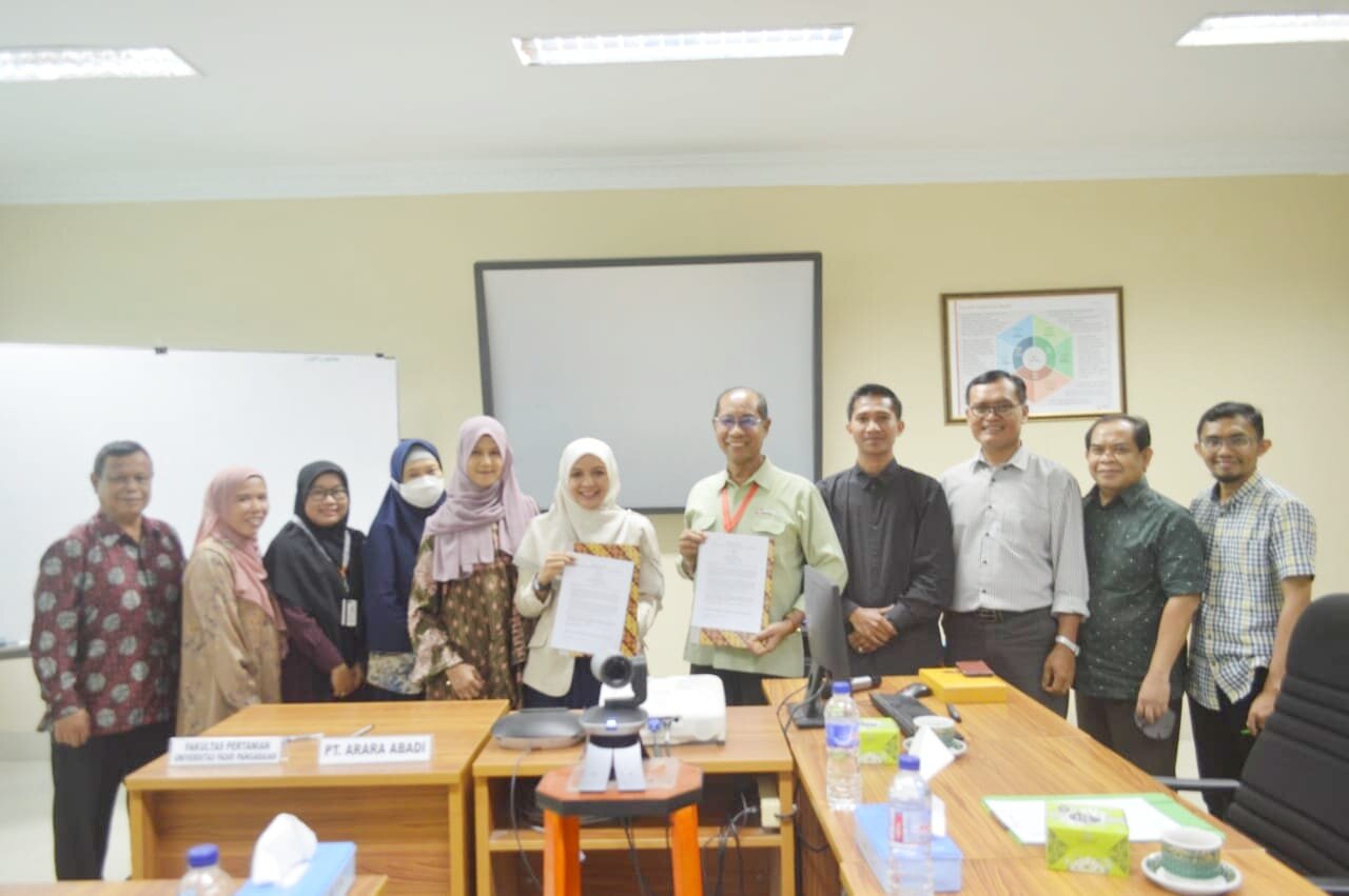 KERJASAMA DENGAN PT ARARA ABADI, FAKULTAS PERTANIAN UPP SIAPKAN SDM HANDAL BIDANG TANAMAN INDUSTRI.